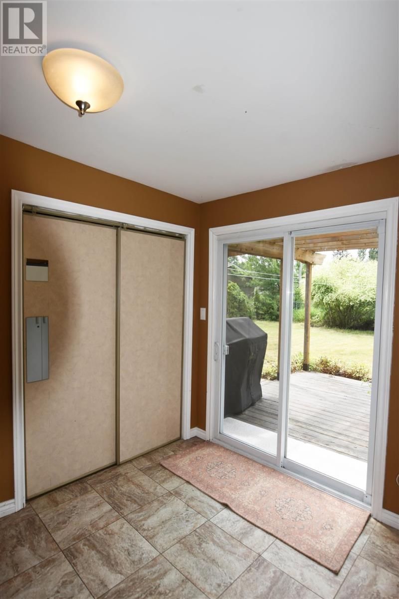 Photo 24 of 123 Palace Dr, Sault Ste Marie ON