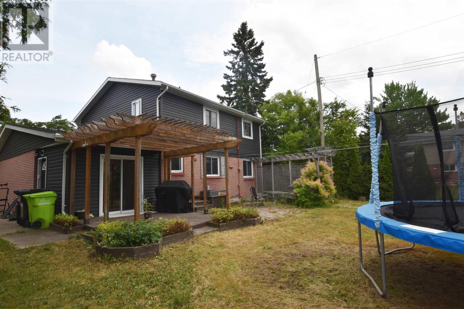 Photo 48 of 123 Palace Dr, Sault Ste Marie ON