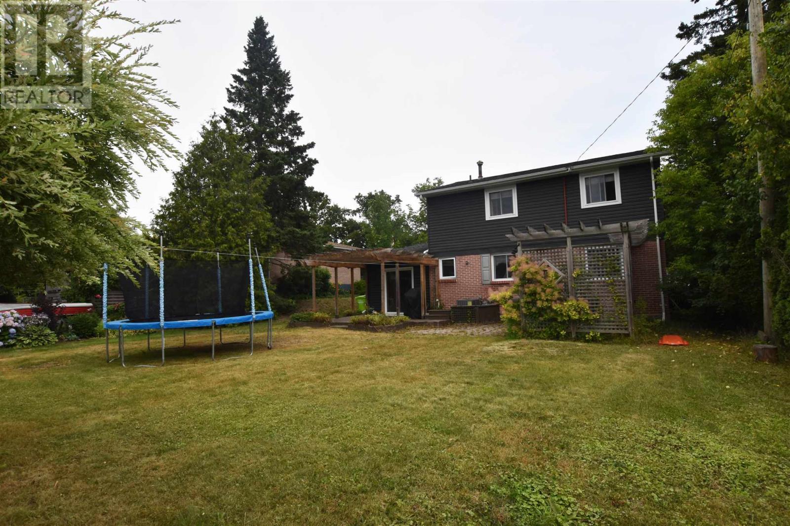 Photo 49 of 123 Palace Dr, Sault Ste Marie ON