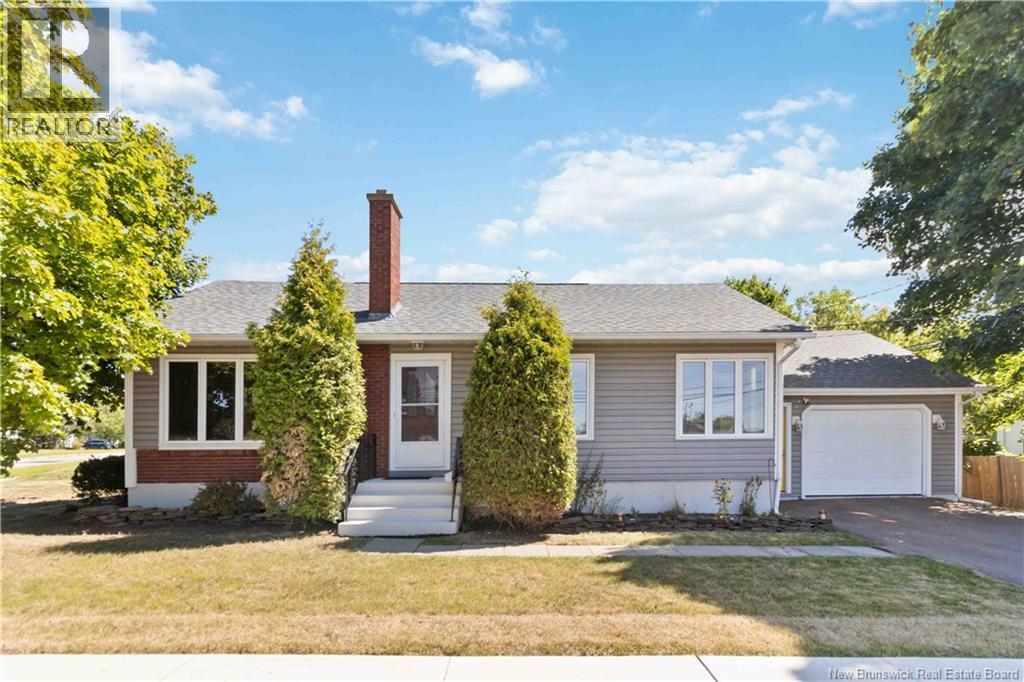 Photo 1 of 33 Ellerdale Avenue, Moncton NB
