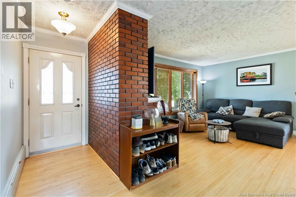 Photo 3 of 33 Ellerdale Avenue, Moncton NB