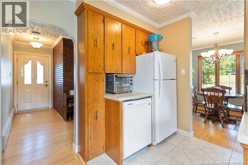 Photo 4 of 33 Ellerdale Avenue, Moncton NB