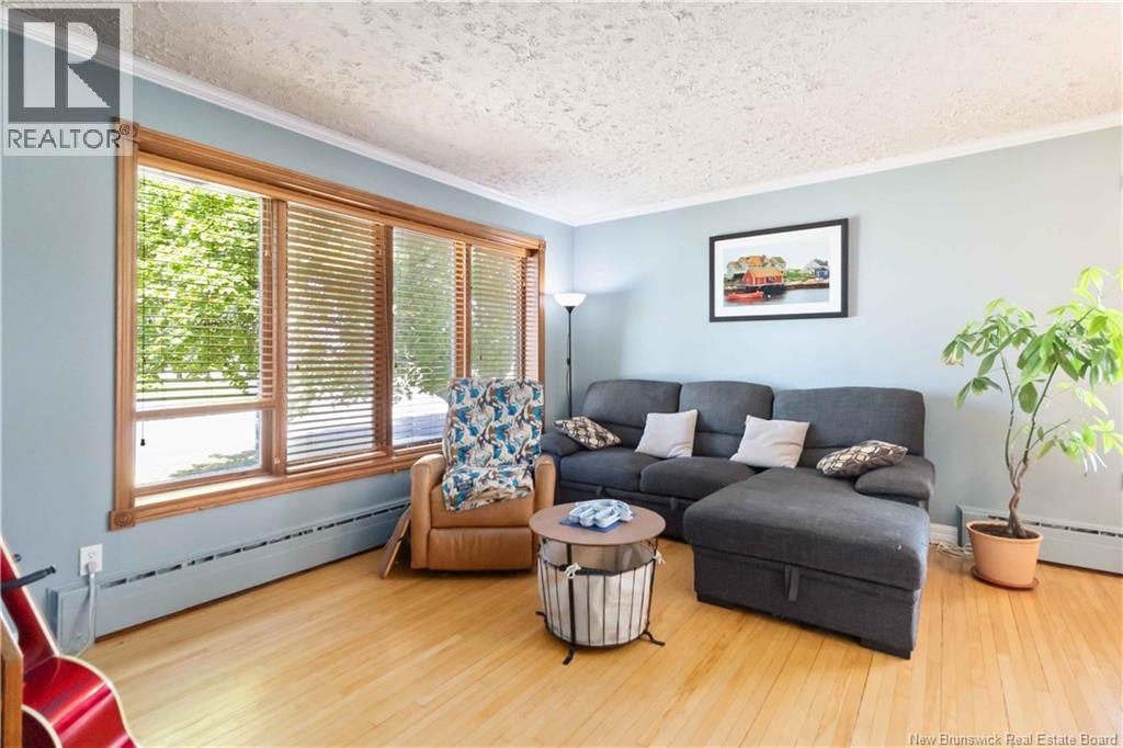 Photo 6 of 33 Ellerdale Avenue, Moncton NB