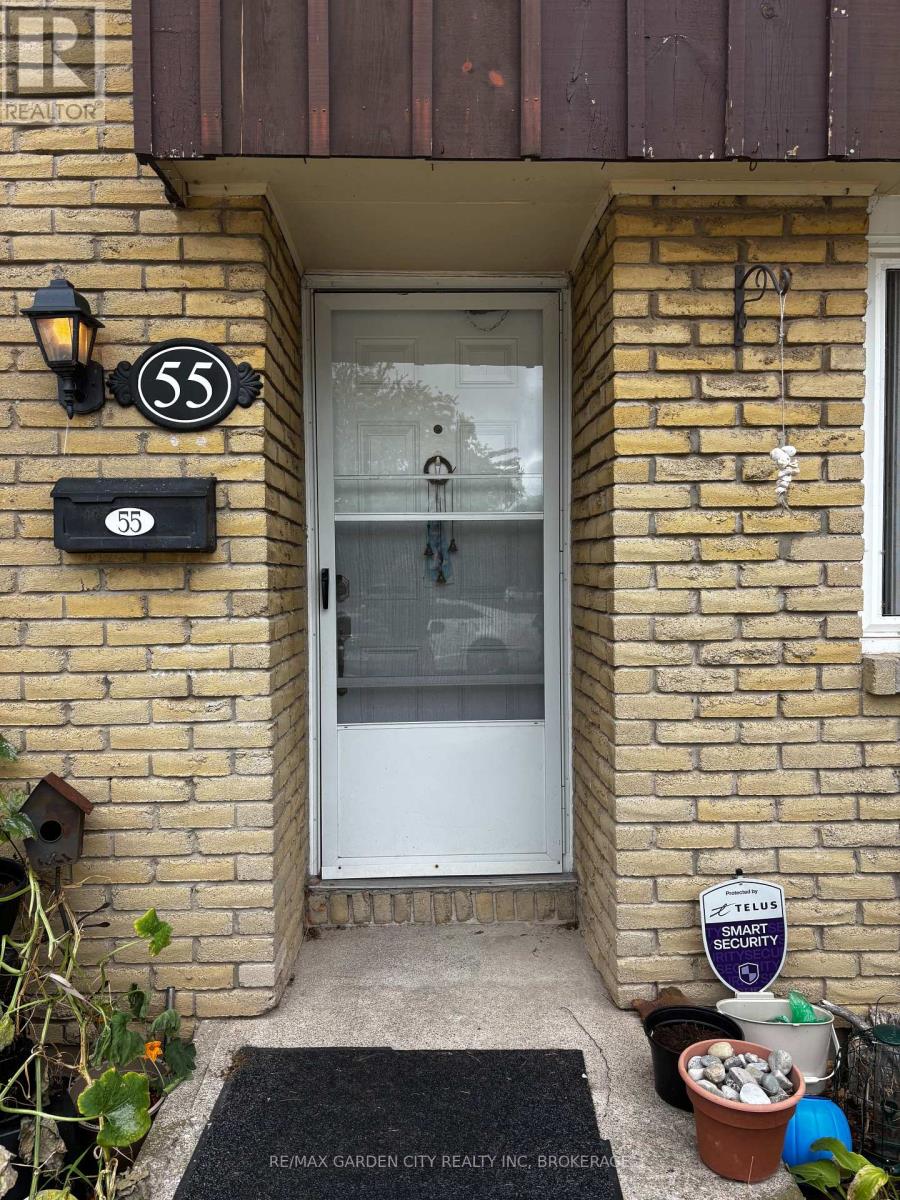 Photo 1 of 55 50 Lakeshore Road, St Catharines ON