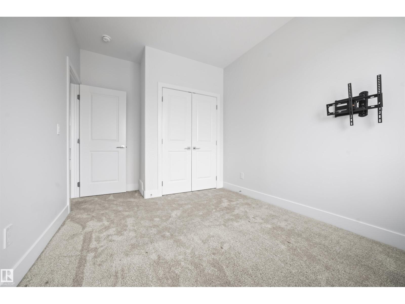Photo 48 of 16819 47 St Nw, Edmonton AB