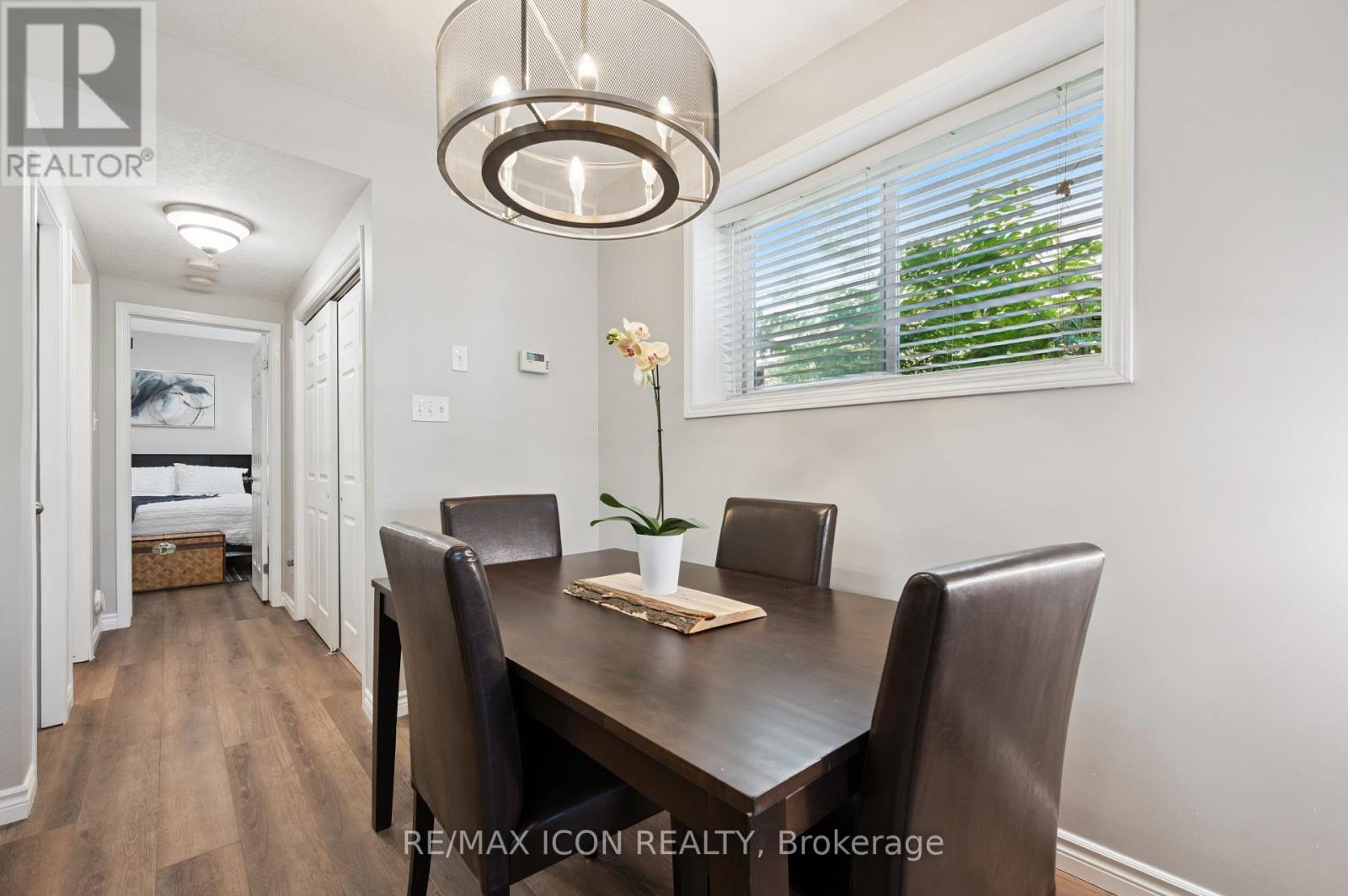 Photo 4 of 9 D 50 Howe Drive, Kitchener ON