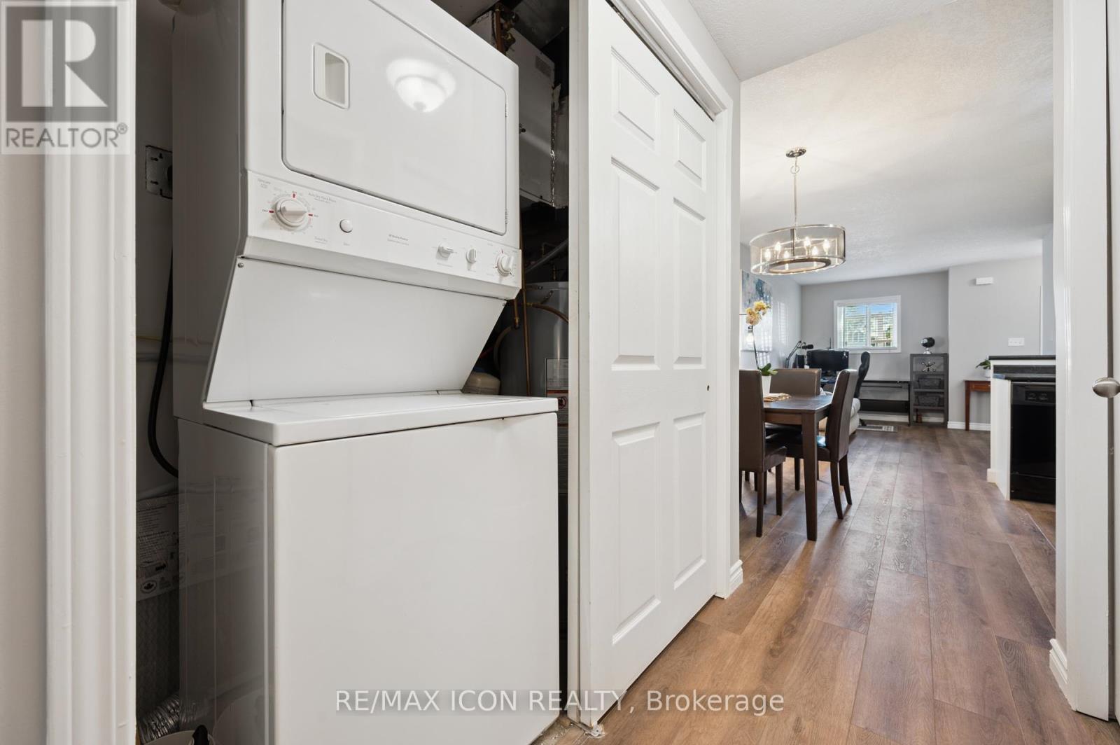 Photo 15 of 9 D 50 Howe Drive, Kitchener ON