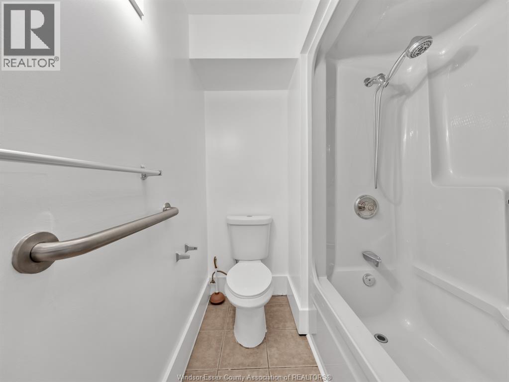 Photo 34 of 2480 Olive Road, Windsor ON