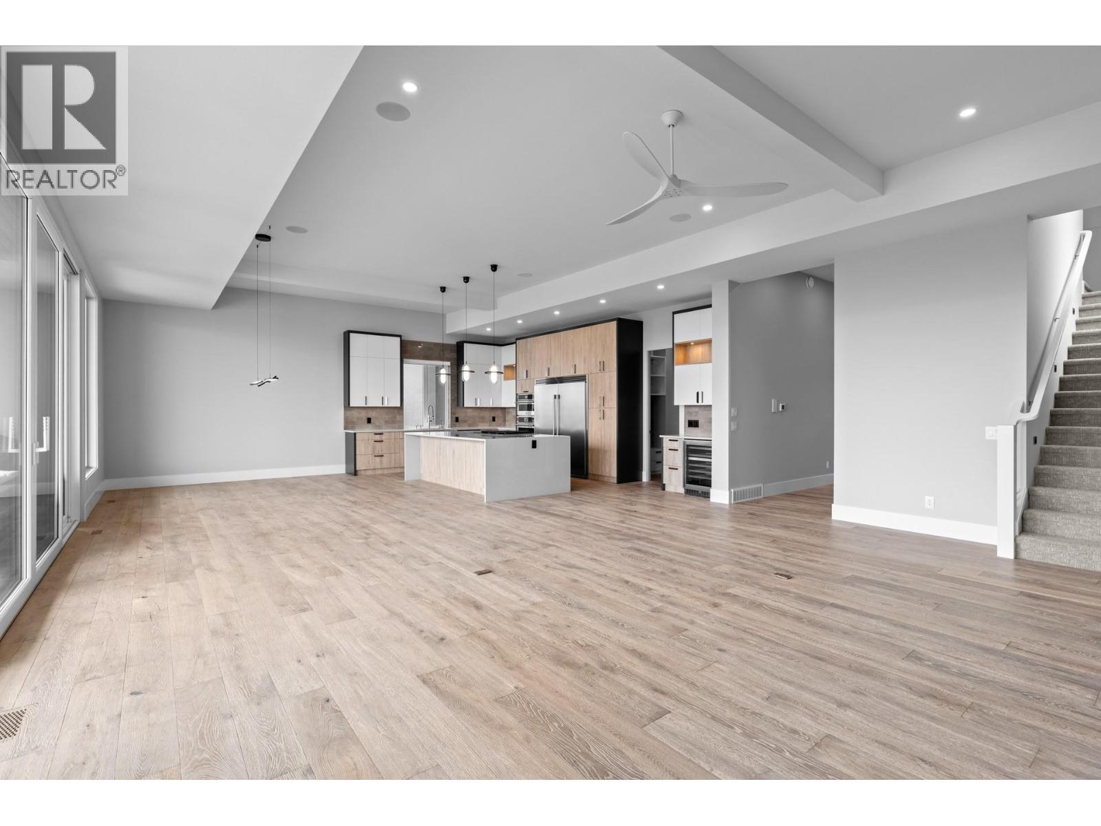  1240 Ponds Avenue, Kelowna
