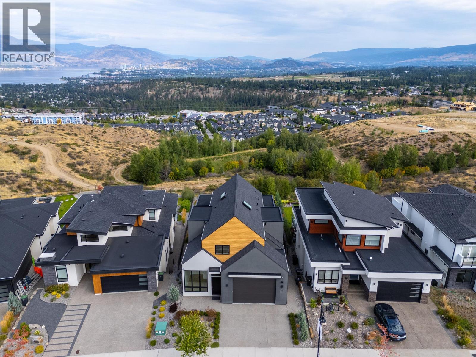  1240 Ponds Avenue, Kelowna