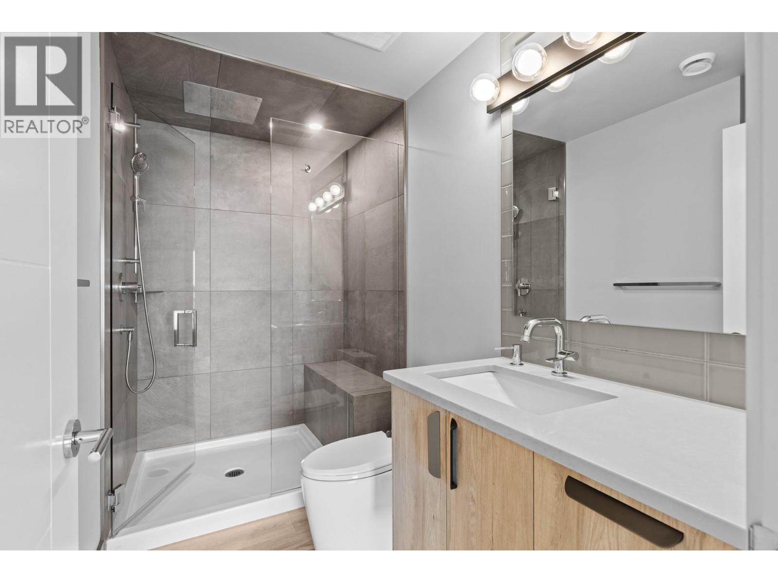  1240 Ponds Avenue, Kelowna
