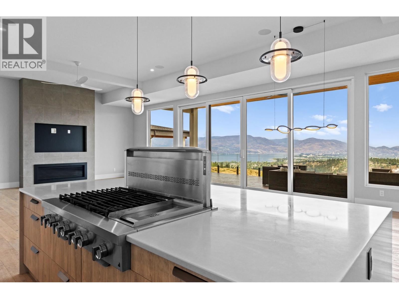  1240 Ponds Avenue, Kelowna