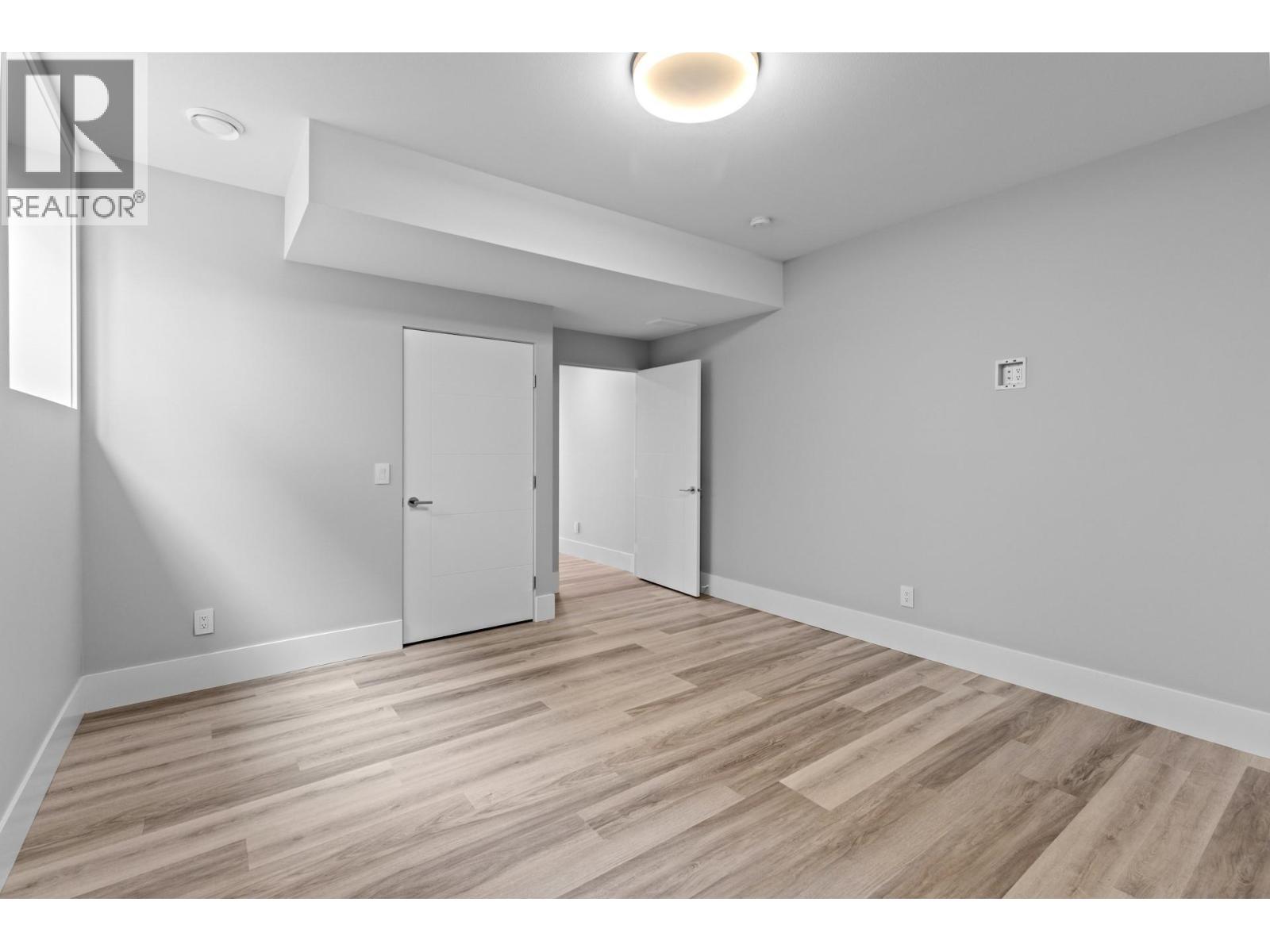  1240 Ponds Avenue, Kelowna