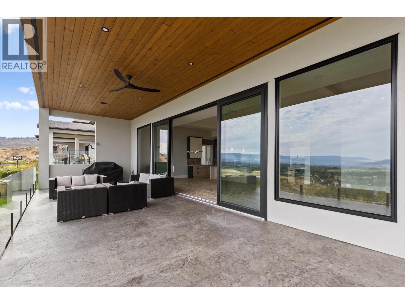  1240 Ponds Avenue, Kelowna