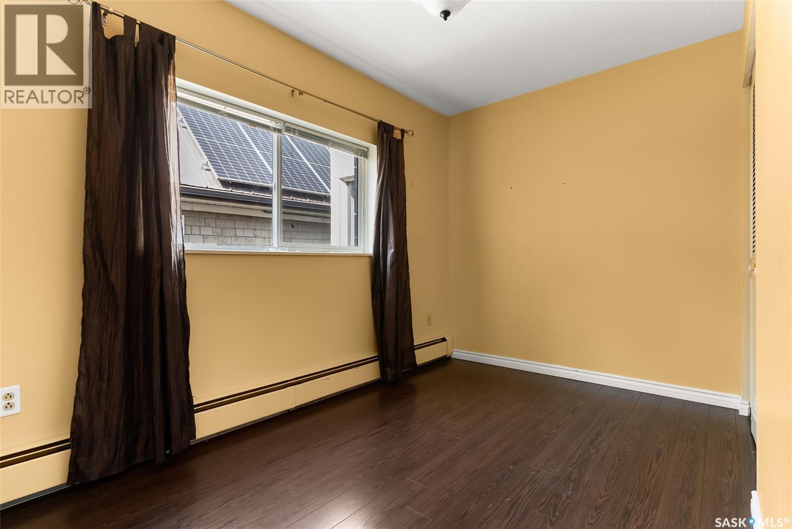 Photo 13 of 6 1953 Garnet Street, Regina SK