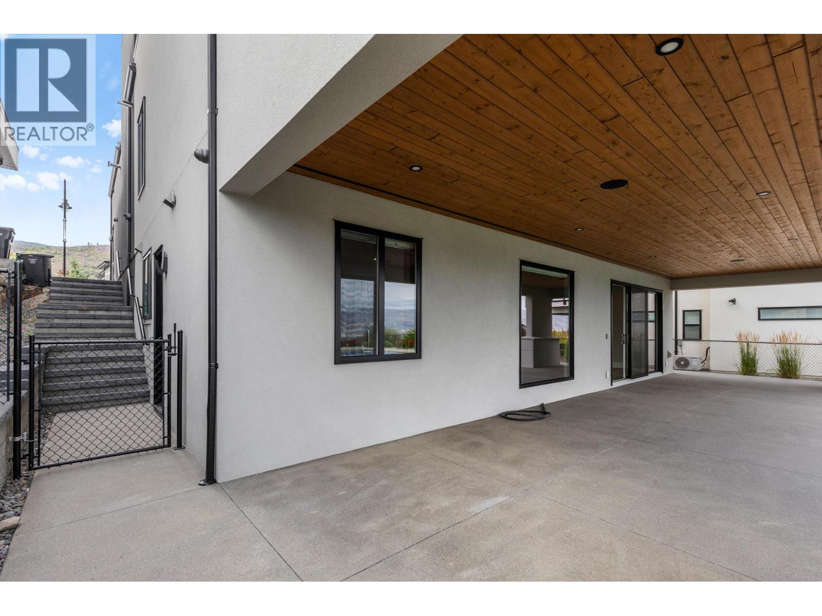  1240 Ponds Avenue, Kelowna