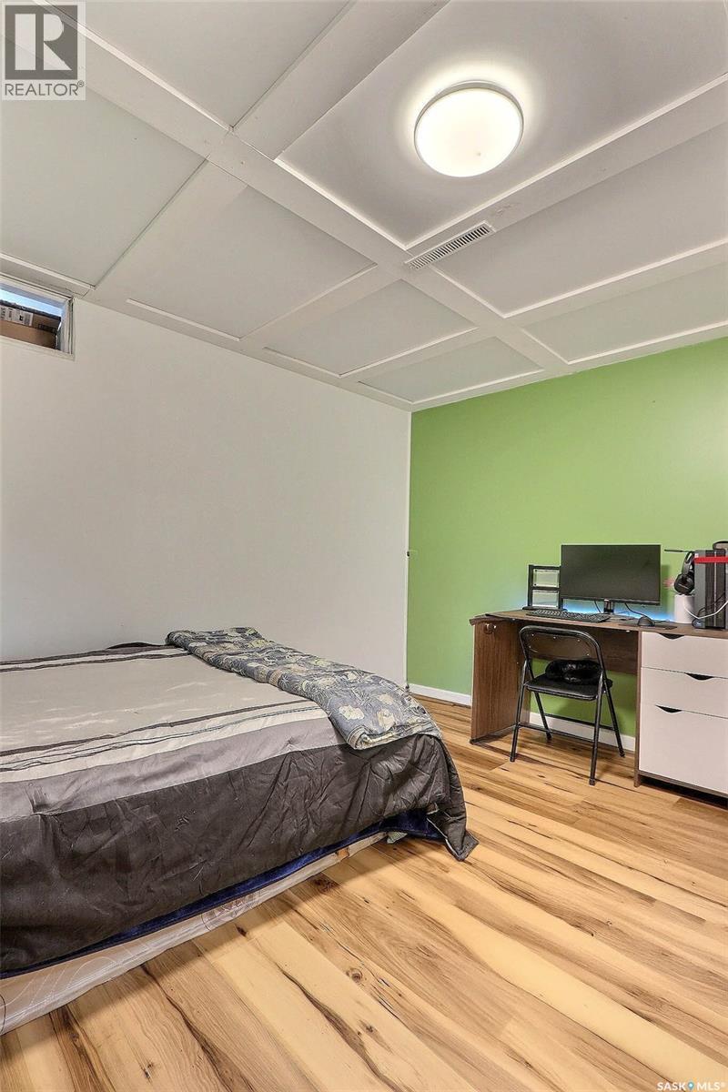 Photo 14 of 429 23rd Street W, Prince Albert SK