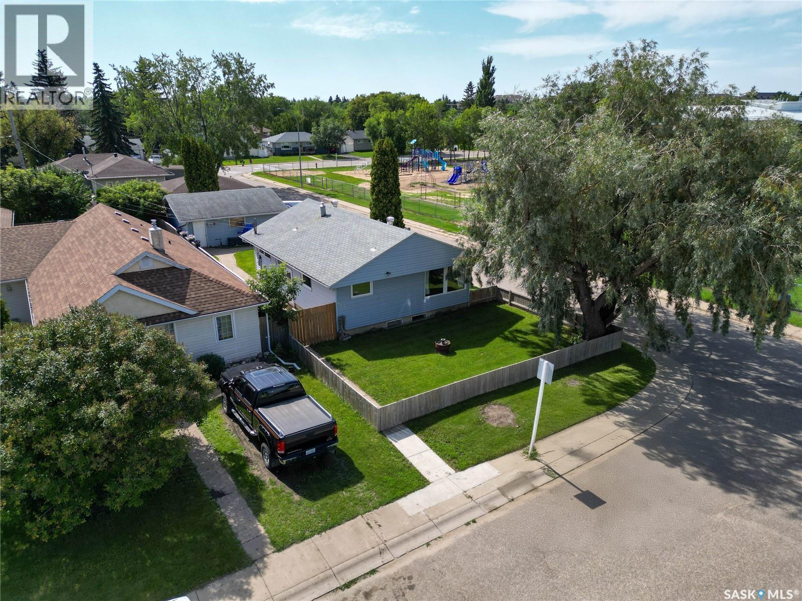 Photo 20 of 429 23rd Street W, Prince Albert SK