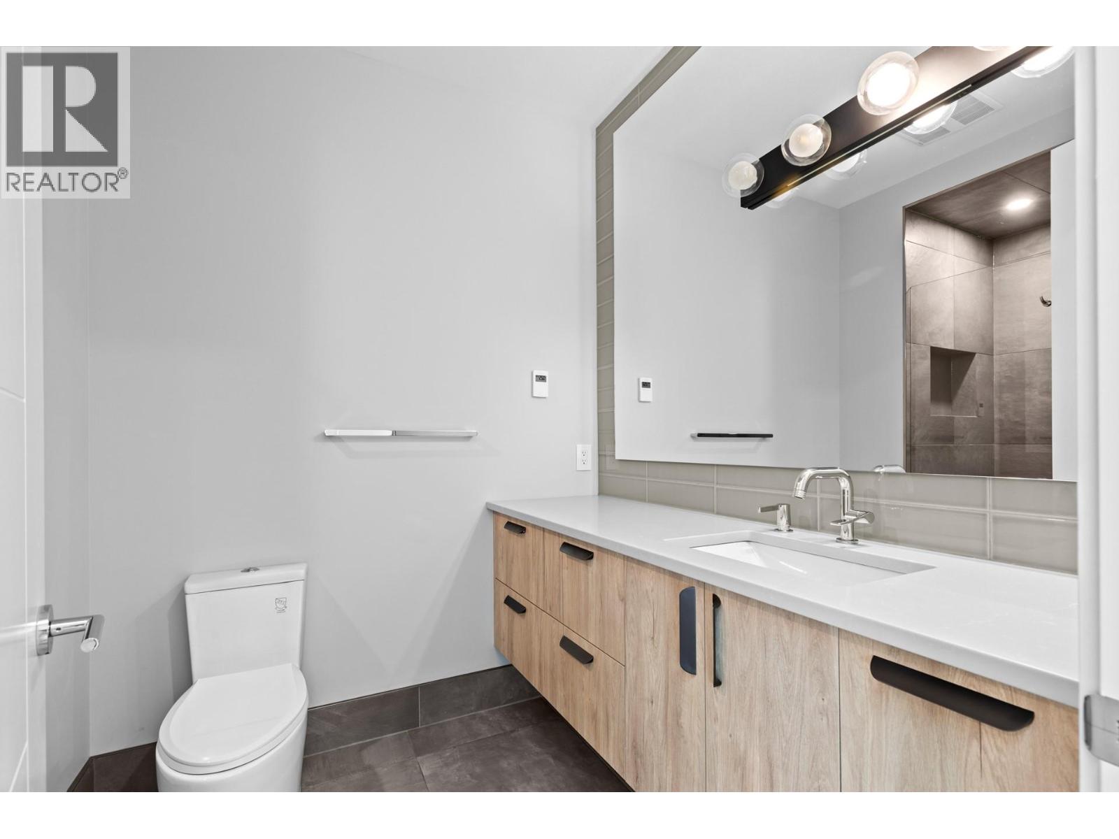  1240 Ponds Avenue, Kelowna
