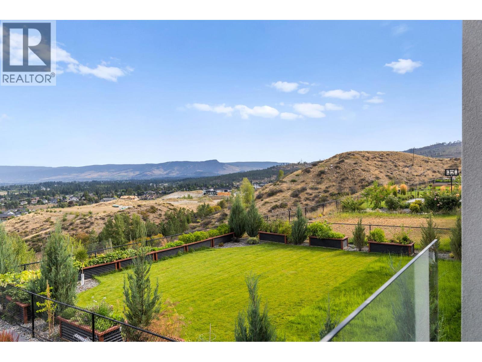  1240 Ponds Avenue, Kelowna