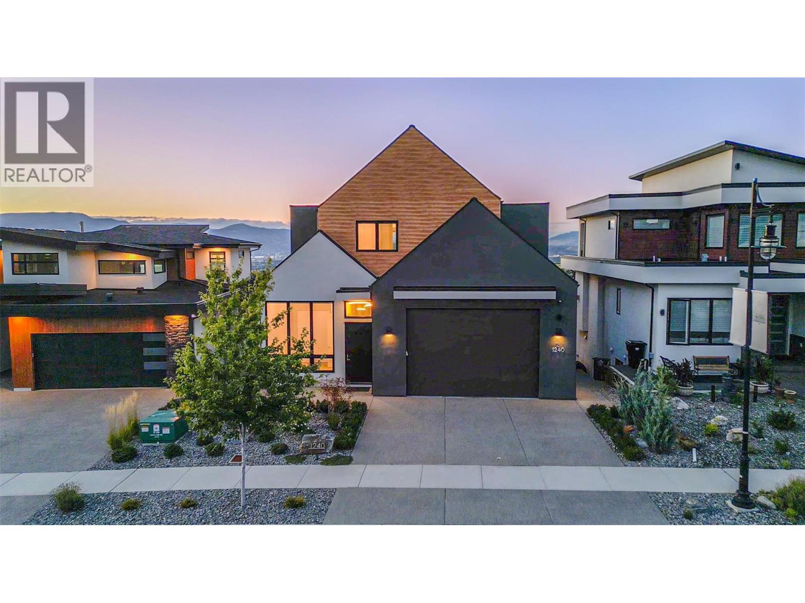 1240 Ponds Avenue, Kelowna