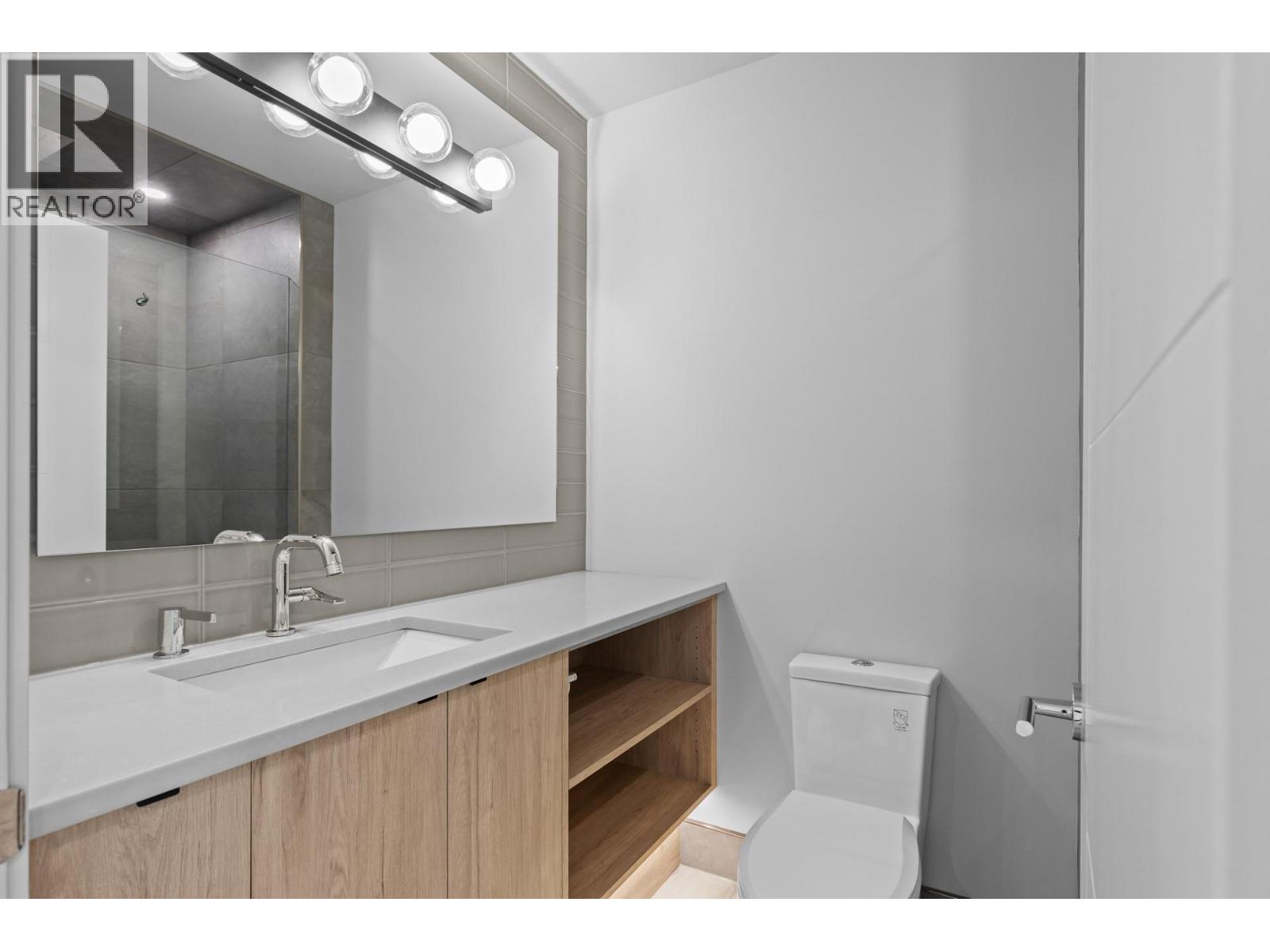  1240 Ponds Avenue, Kelowna