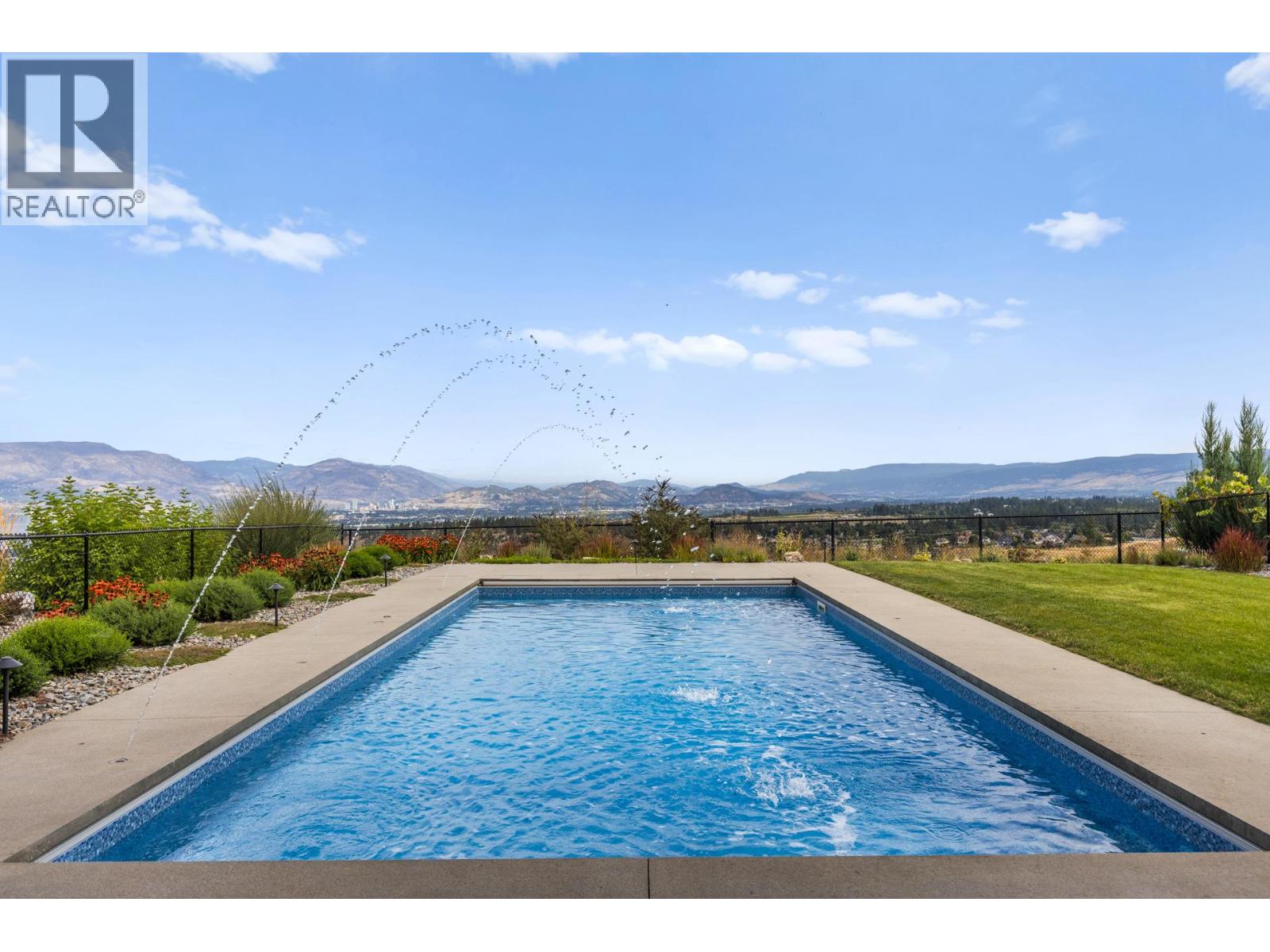  1240 Ponds Avenue, Kelowna