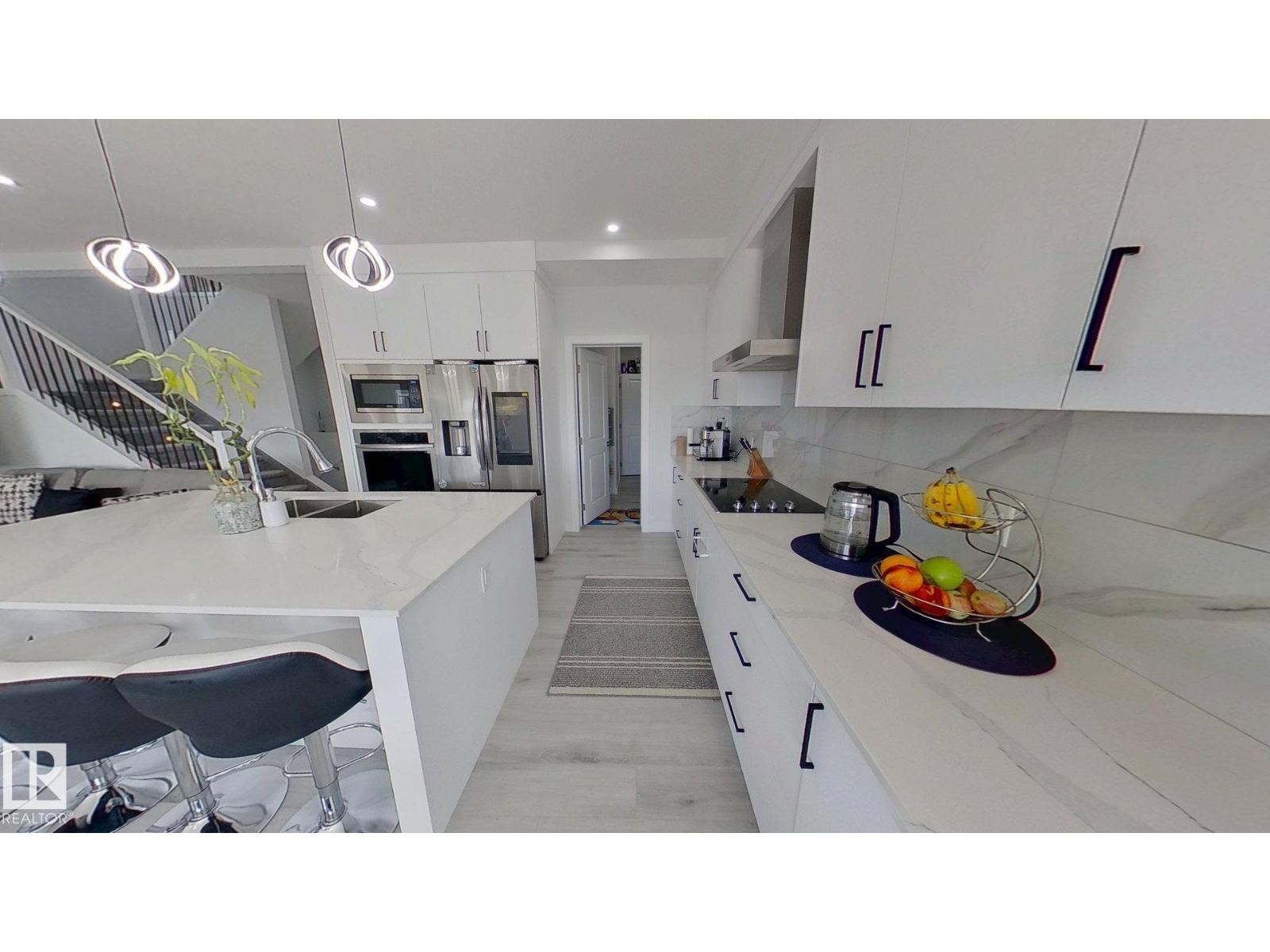 4509 170A AV NW, Edmonton