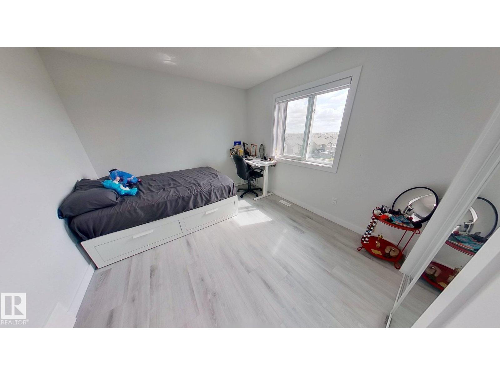 4509 170A AV NW, Edmonton