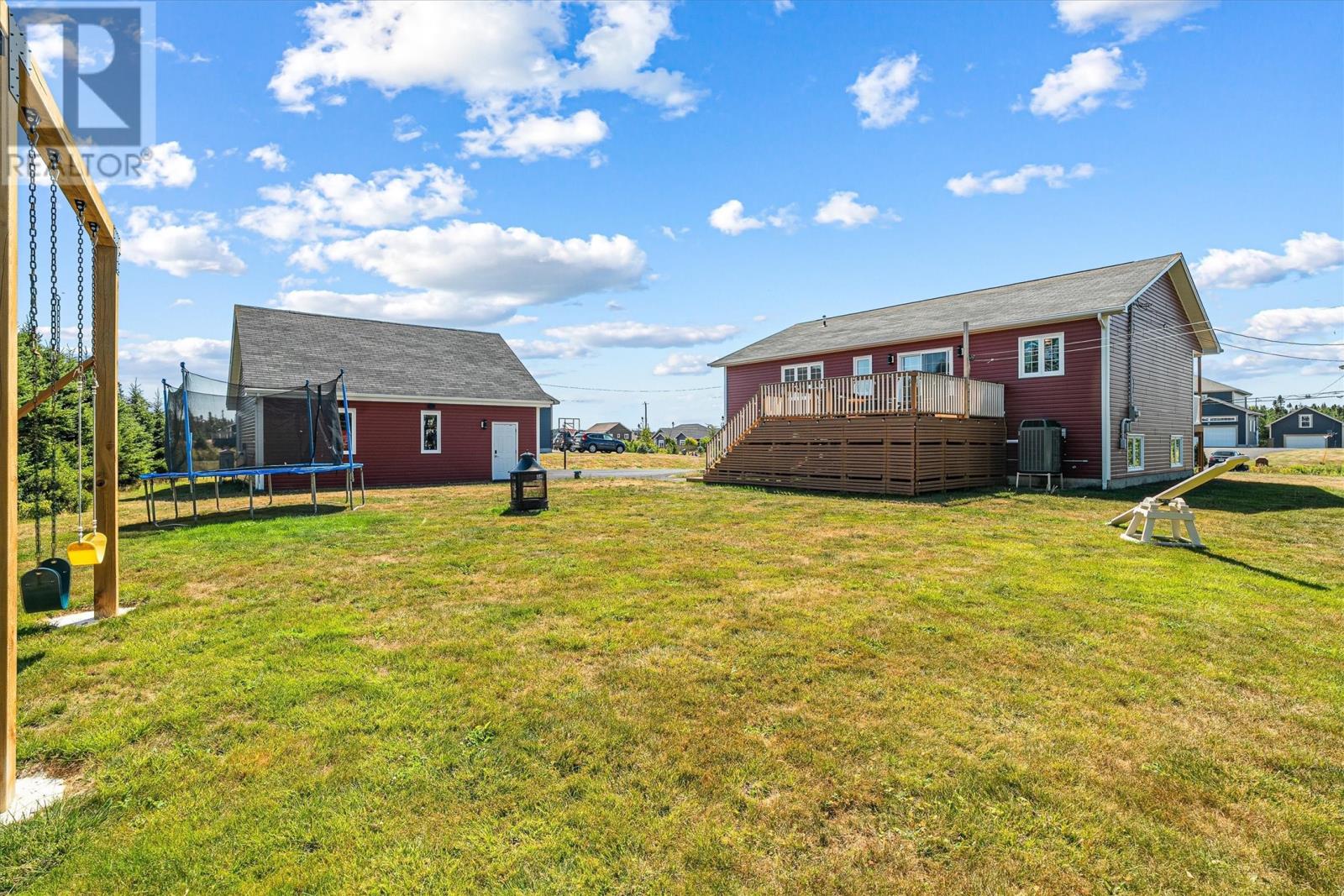 Photo 23 of 18 Admirals Grove Road, Flatrock NL