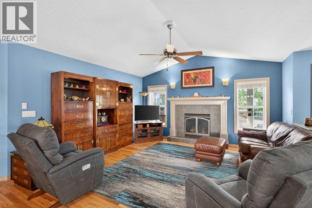Photo 12 of 125 Copeland Close, Langdon AB
