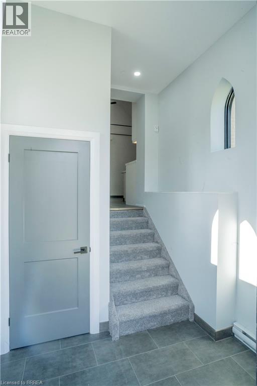 Photo 2 of 130 Elgin Street Unit 4, Brantford ON