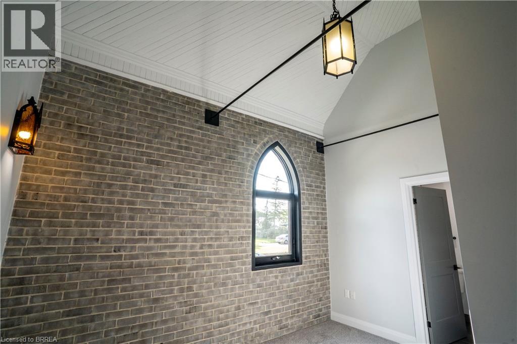 Photo 8 of 130 Elgin Street Unit 4, Brantford ON