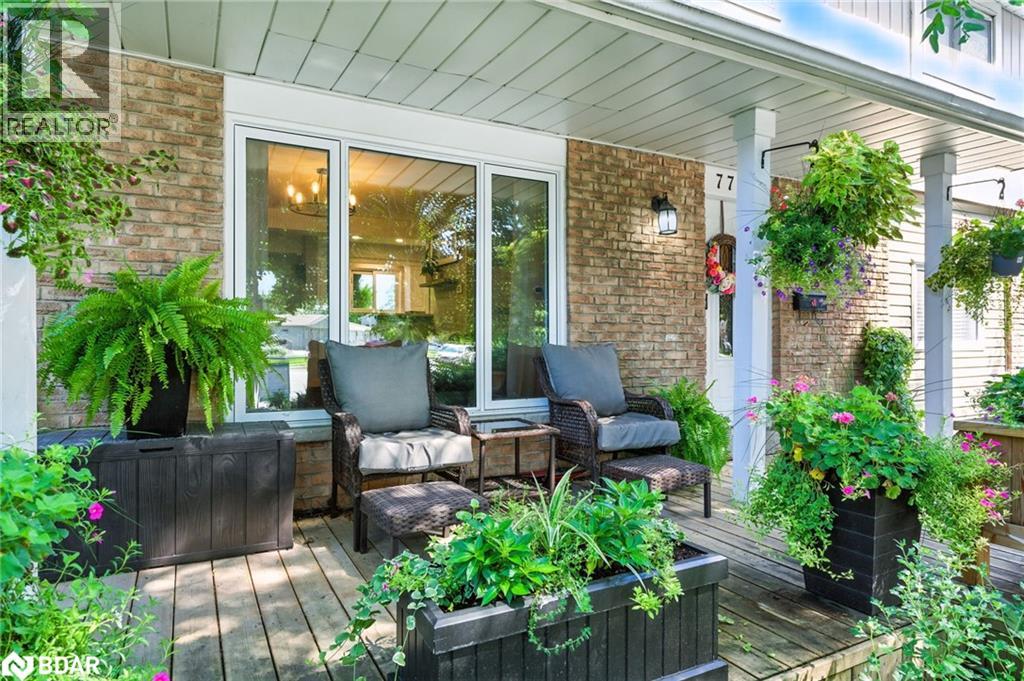 Photo 3 of 778 Byng Court, Milton ON
