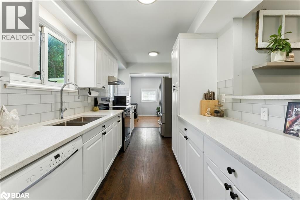 Photo 16 of 778 Byng Court, Milton ON