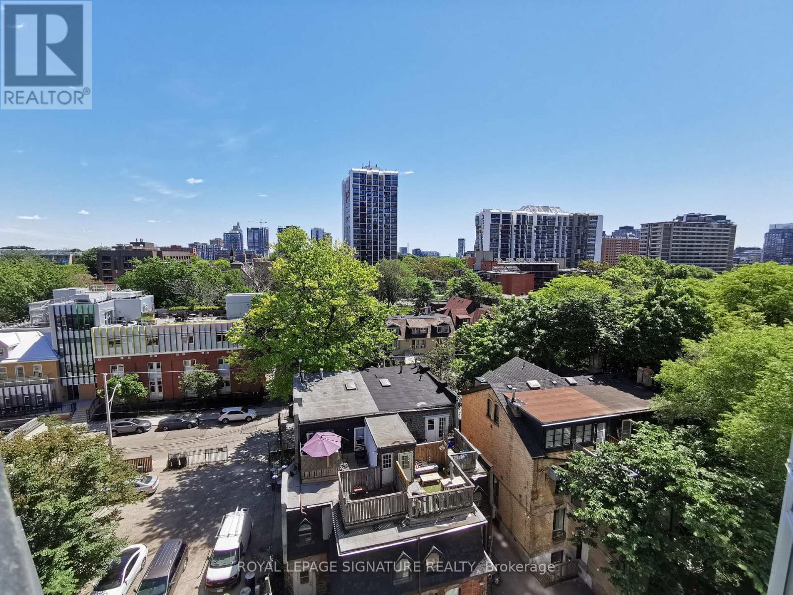 Photo 11 of 812 219 Dundas Street E, Toronto ON