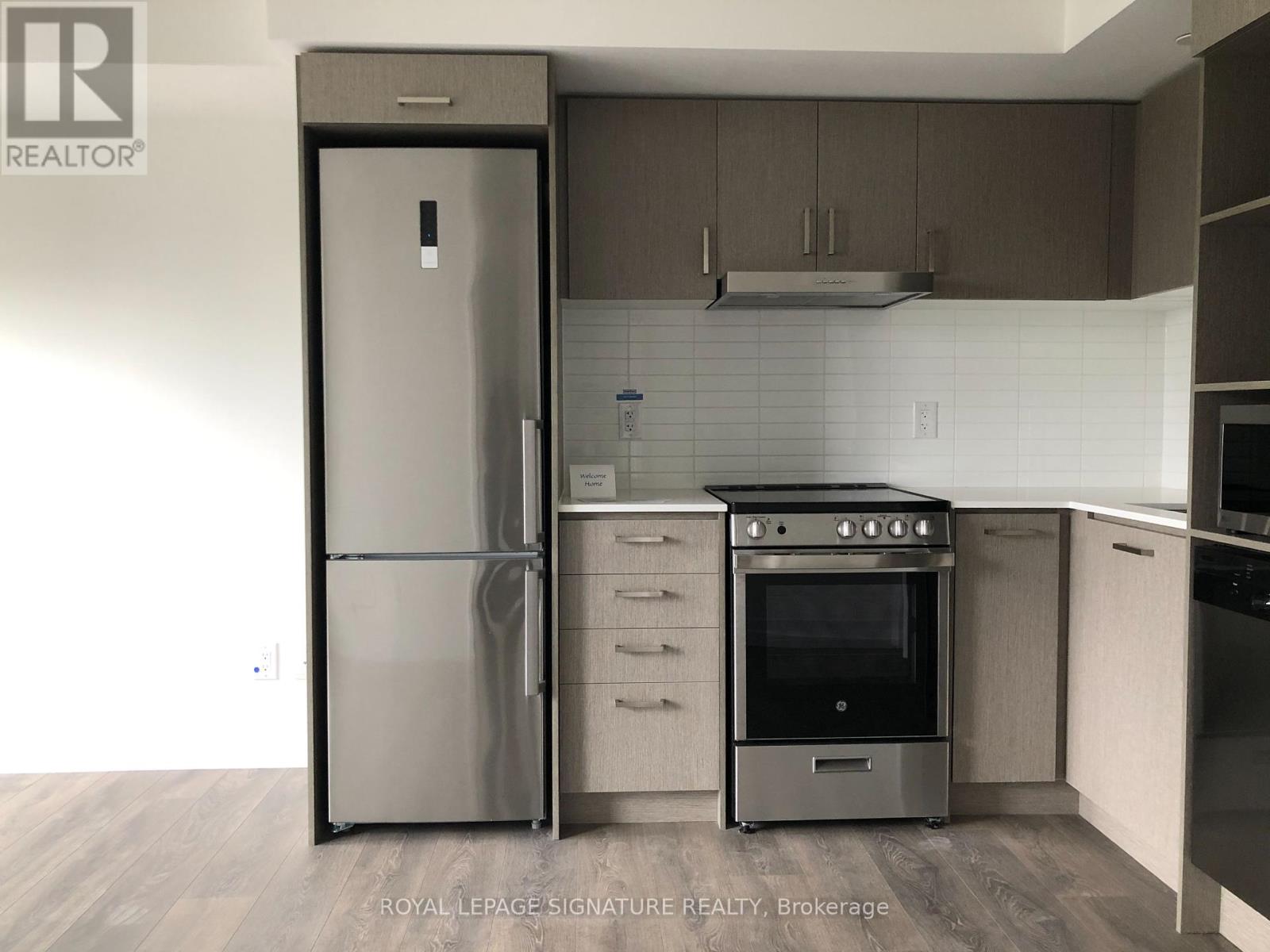 Photo 8 of 812 219 Dundas Street E, Toronto ON