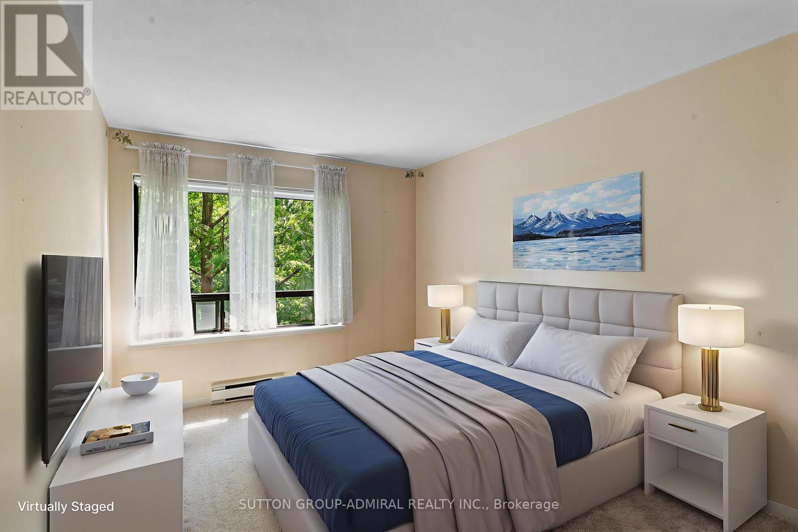 Photo 13 of 402 245 The Donway West, Toronto ON