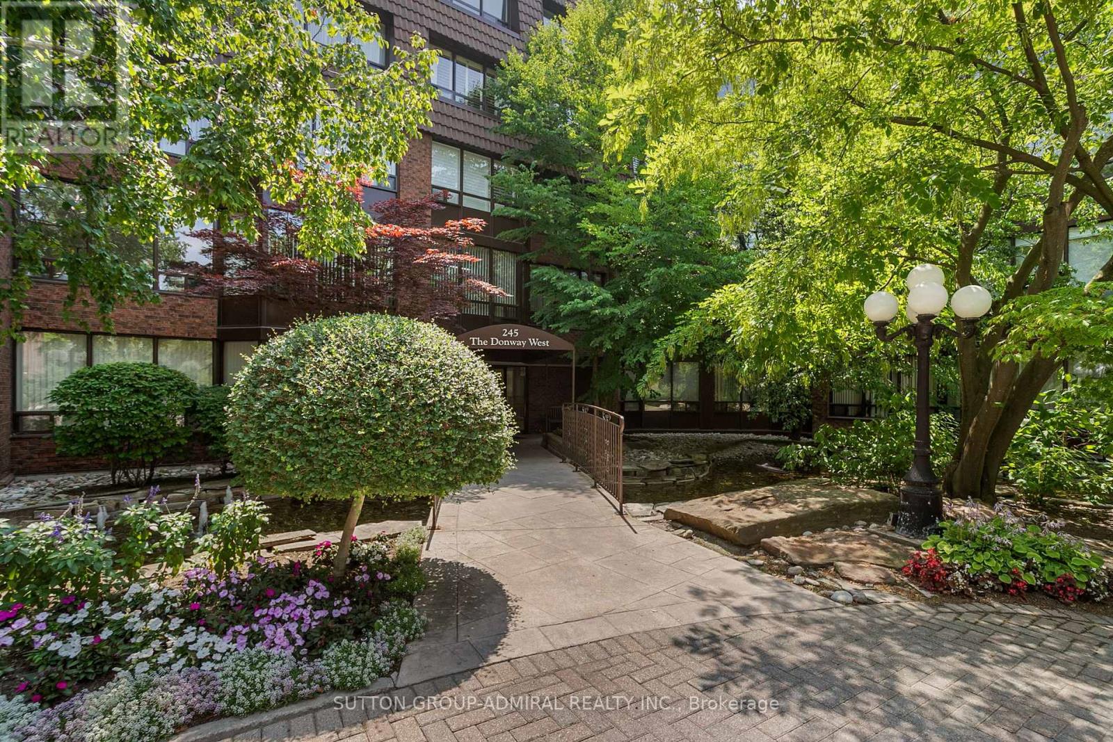 Photo 2 of 402 245 The Donway West, Toronto ON