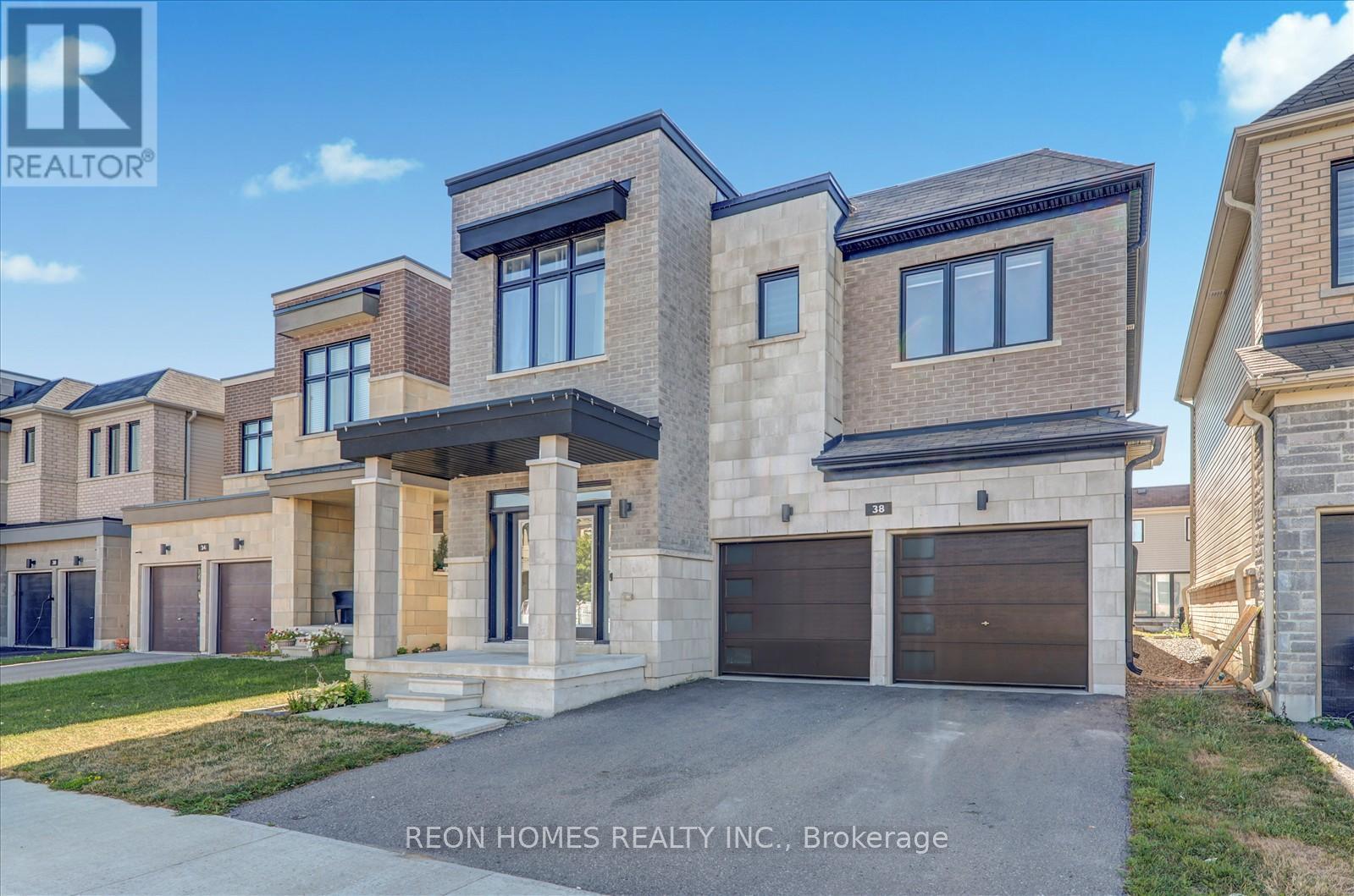 Photo 2 of 38 Crows Nest Lane, Clarington ON