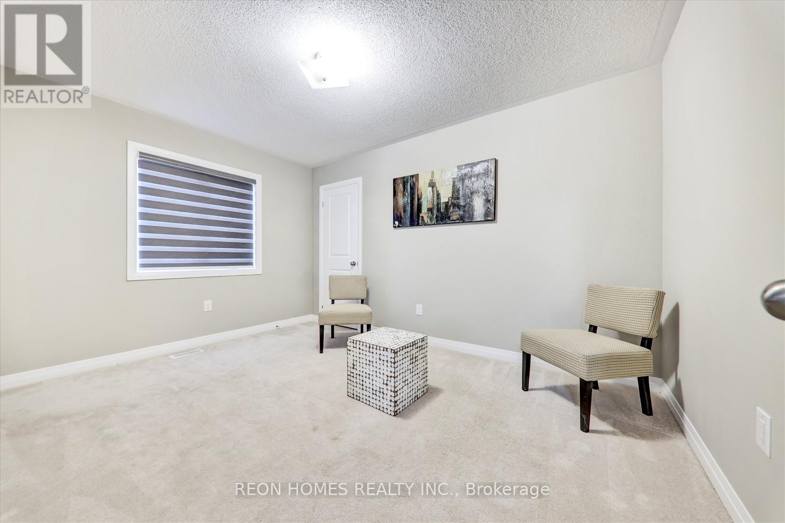 Photo 26 of 38 Crows Nest Lane, Clarington ON