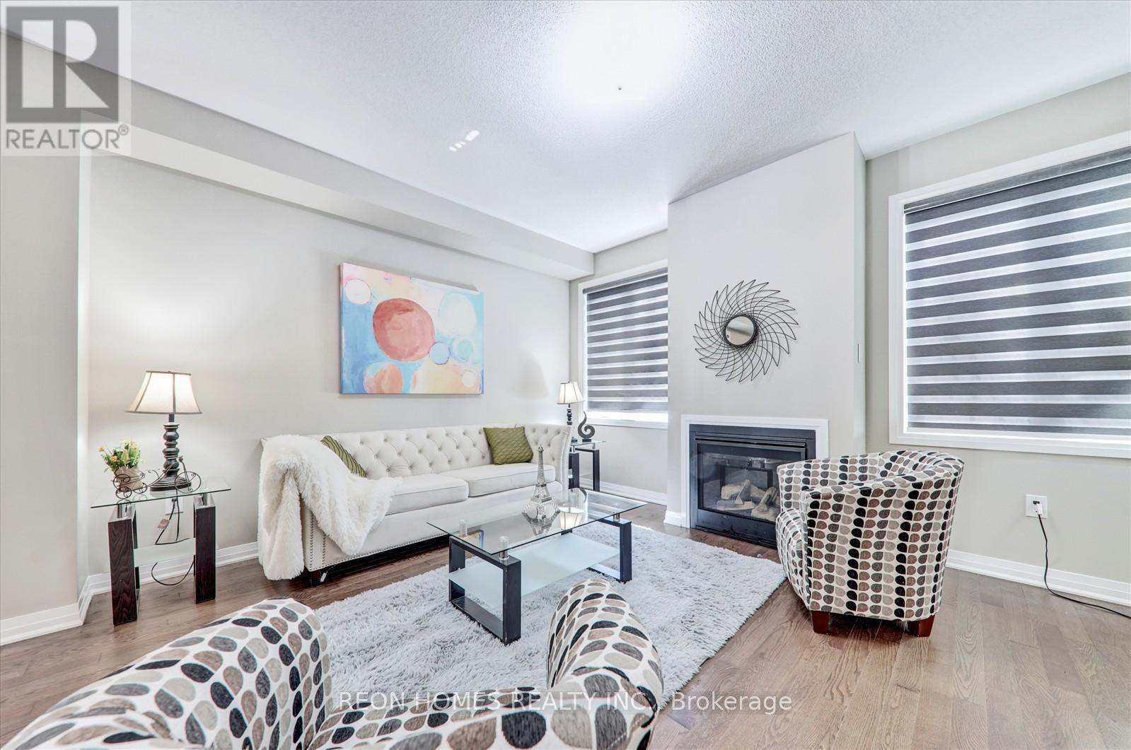 Photo 9 of 38 Crows Nest Lane, Clarington ON
