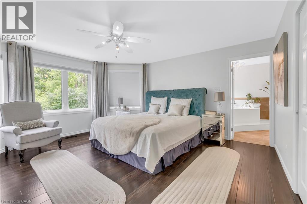 Photo 19 of 107 Chandos Drive, Kitchener ON