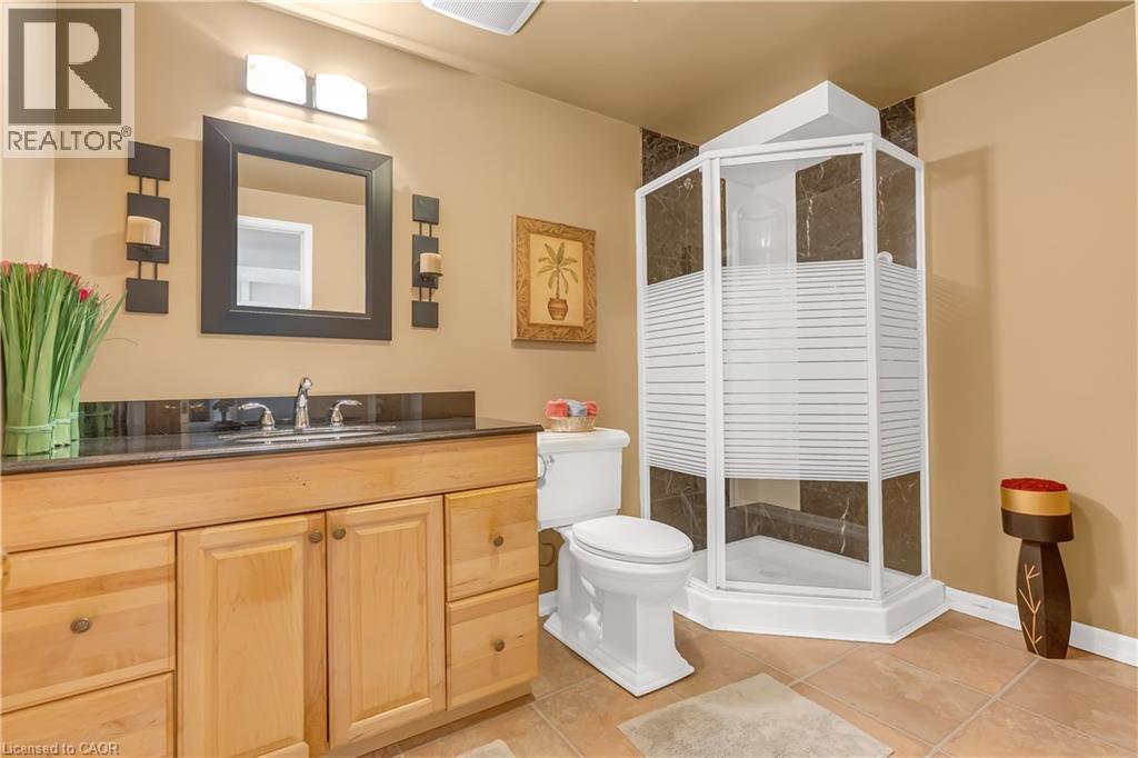 Photo 37 of 107 Chandos Drive, Kitchener ON