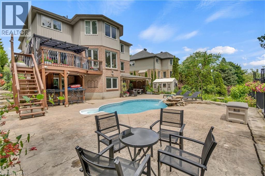 Photo 45 of 107 Chandos Drive, Kitchener ON