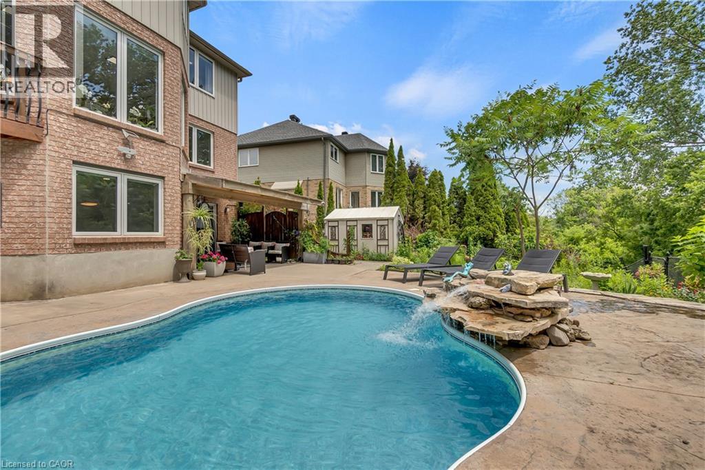 Photo 46 of 107 Chandos Drive, Kitchener ON