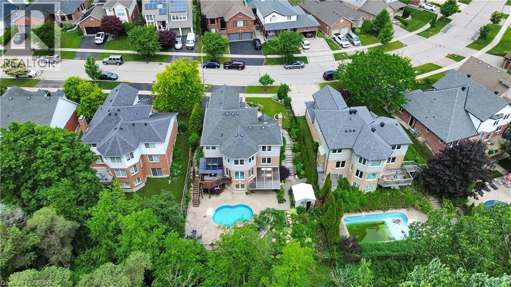Photo 47 of 107 Chandos Drive, Kitchener ON