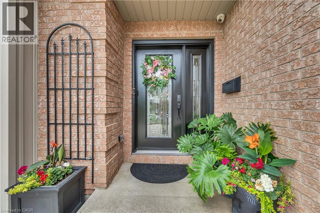 Photo 6 of 107 Chandos Drive, Kitchener ON