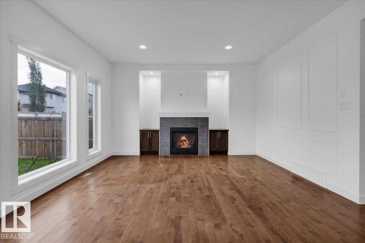 Photo 20 of 20517 98 A Av Nw, Edmonton AB
