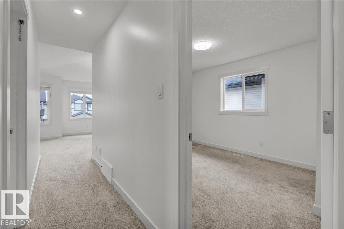 Photo 30 of 20517 98 A Av Nw, Edmonton AB